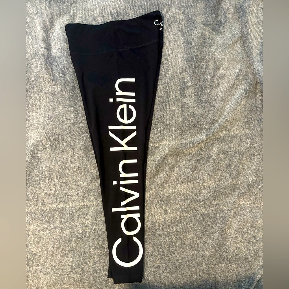 Calvin Klein Women’s Active Leggings